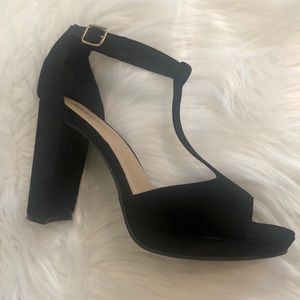Pre-Owned Sexy Black Platform Ankle Strap Sandal